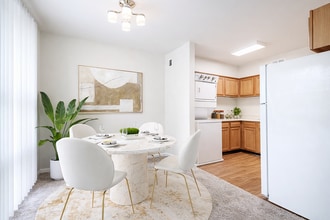 Monarch Crossing in Newport News, VA - Building Photo - Building Photo