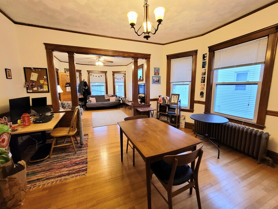 52 Chester St, Unit 2 in Malden, MA - Building Photo