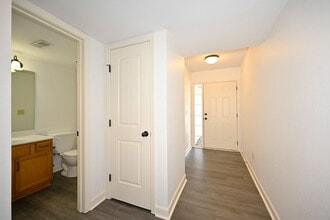 13771 Post Oak Ln in Platte City, MO - Building Photo - Building Photo