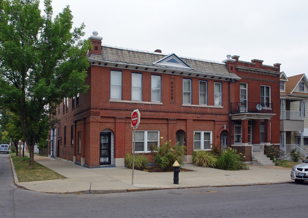 4067-4069 Connecticut St in St. Louis, MO - Foto de edificio