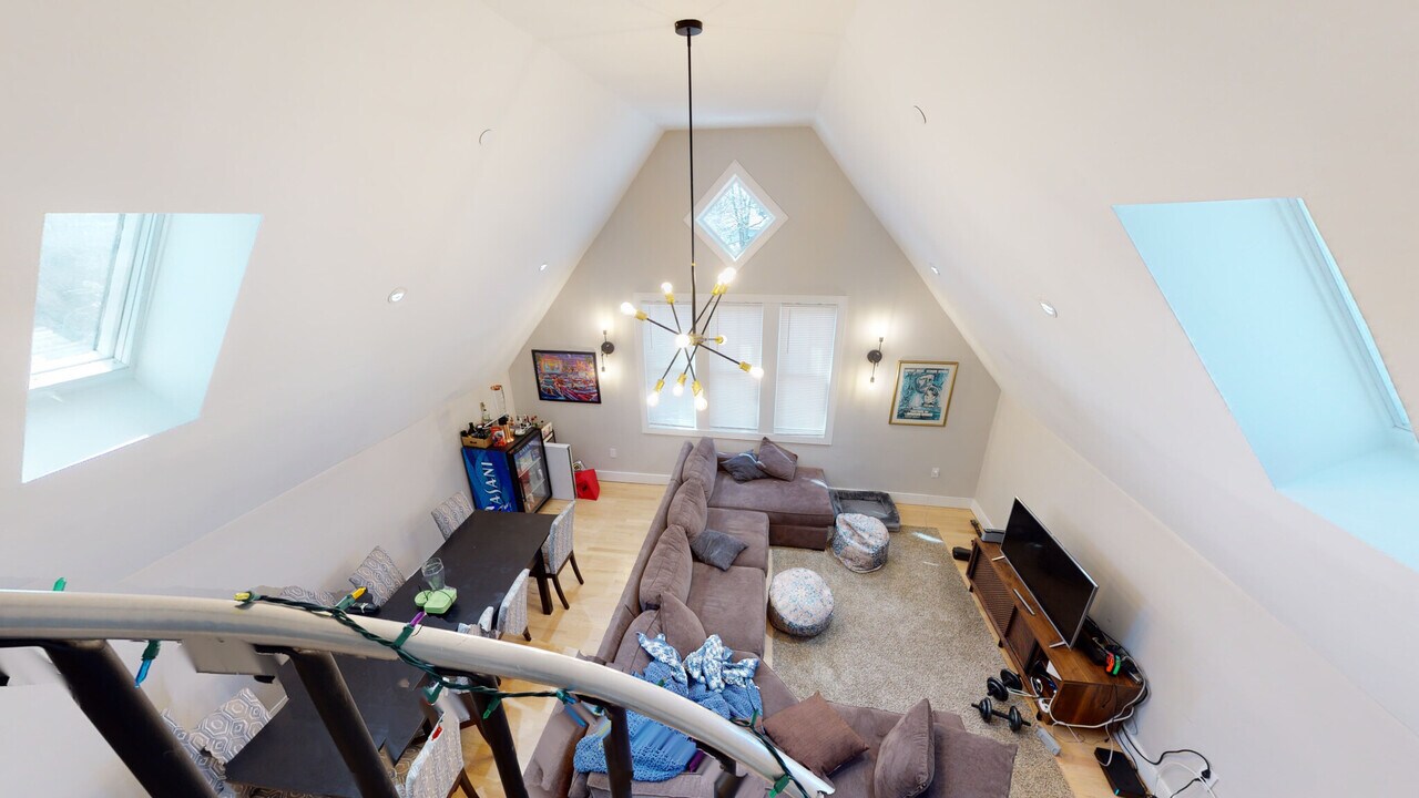 15 Lanark Rd, Unit 4 in Brighton, MA - Building Photo