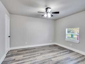 2017 Bellview St in La Marque, TX - Building Photo - Building Photo