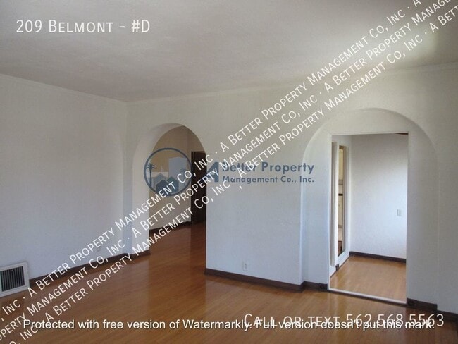 209 Belmont Ave in Long Beach, CA - Building Photo - Building Photo