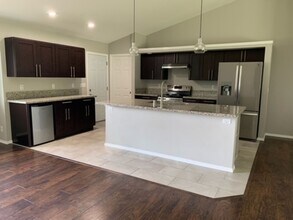 15-2032-2032 Maia Ave in Keaau, HI - Building Photo - Building Photo