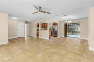 1694 S Flossmoor Rd in Ft. Myers, FL - Building Photo - Building Photo