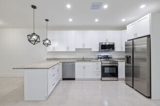 11238 SW 187th St in Miami, FL - Building Photo - Building Photo