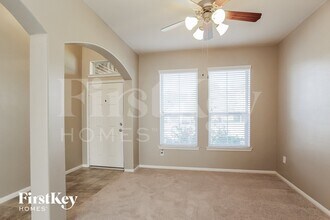 16318 River Wood Ct in Crosby, TX - Building Photo - Building Photo