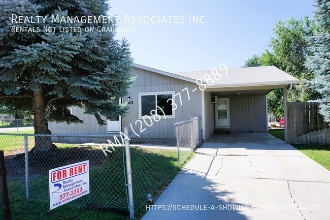 property at 301 Sunnyside Dr