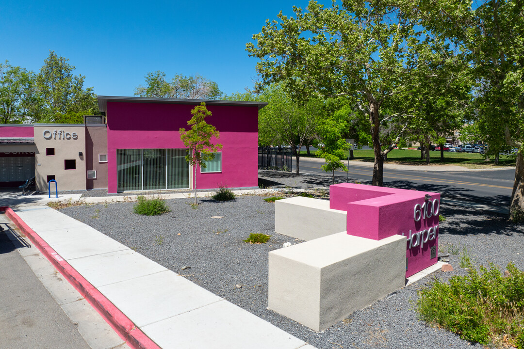 Harper Apartments in Albuquerque, NM - Building Photo