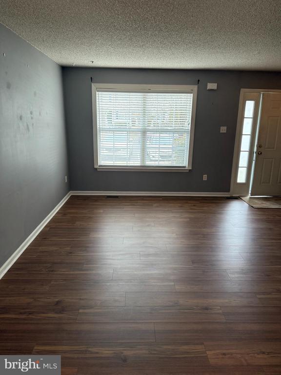 3002 Creekside Ct in Warrington, PA - Building Photo - Building Photo