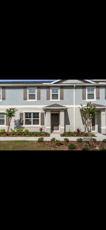 property at 2745 Flushing Dr