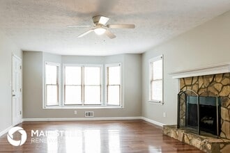 122 Marion Ln in Douglasville, GA - Foto de edificio - Building Photo