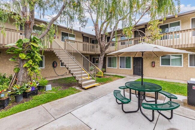 Moss Gardens Apartments