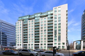 Majestic Court Condominiums in Markham, ON - Building Photo - Building Photo
