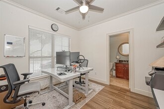 1610 Ennis St in Houston, TX - Building Photo - Building Photo