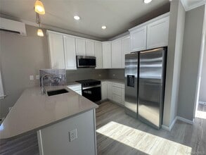 119 Whittier Dr in Kings Park, NY - Building Photo - Building Photo