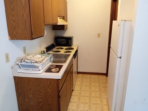 4766 Wolverton Ln in Rockford, IL - Building Photo - Building Photo