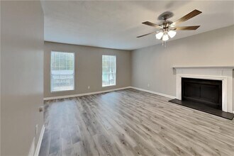 5105 N Bridges Dr in Alpharetta, GA - Building Photo - Building Photo