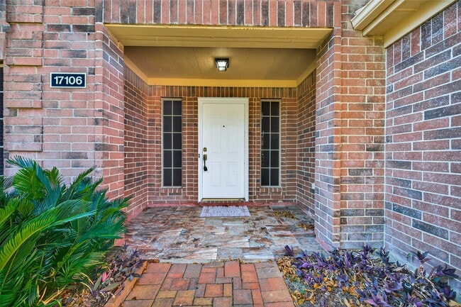 17106 Pecan Acres Dr in Sugar Land, TX - Building Photo - Building Photo