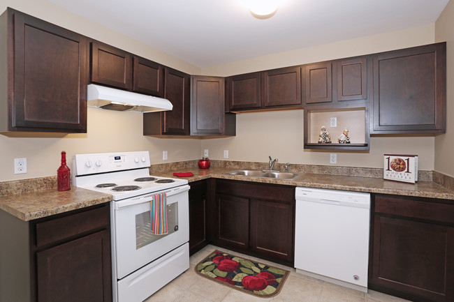 Connect 55+ Penn Township Senior Living 55+ in Jeannette, PA - Building Photo - Interior Photo