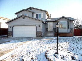 3359 W Rose Hollow Ln in West Valley City, UT - Building Photo