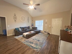 101 Sweet Briar Trail in Statesboro, GA - Building Photo - Building Photo