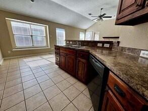 268 Spring Hollow Dr in Saginaw, TX - Building Photo - Building Photo