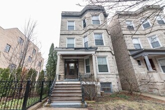 3727 N Lakewood Ave-Unit -O3 in Chicago, IL - Building Photo - Building Photo