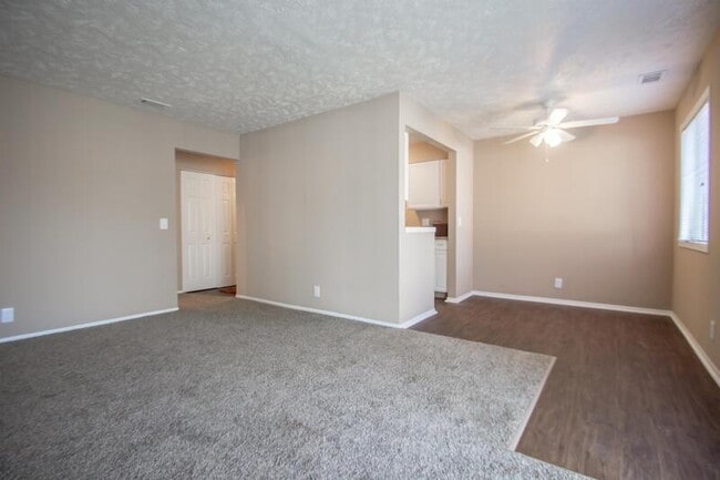 11736 Arbor St in Omaha, NE - Building Photo - Building Photo