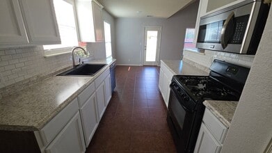 10720 N 153rd East Ave in Owasso, OK - Building Photo - Building Photo