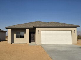 17481 Granada Dr in California City, CA - Building Photo