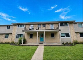 118 Denrose Drive in Amherst, NY - Building Photo