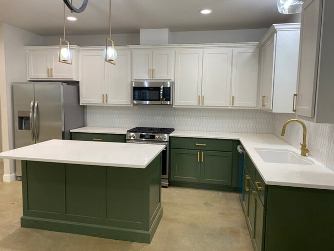 property at 3550 Granger Ln