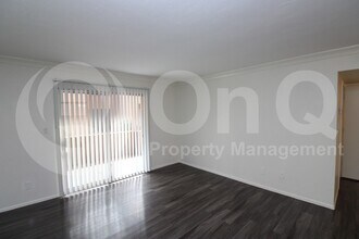 2625 E Indian School Rd in Phoenix, AZ - Building Photo - Building Photo