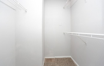 Park at Spring Creek in Tomball, TX - Building Photo - Interior Photo