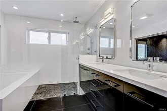 1540 Marine Ave in Manhattan Beach, CA - Building Photo - Building Photo