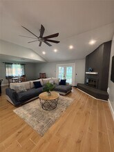 6803 Marta Dr in Houston, TX - Building Photo - Building Photo