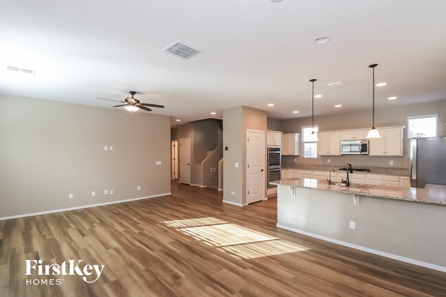 5115 E Greenway St in Mesa, AZ - Foto de edificio - Building Photo