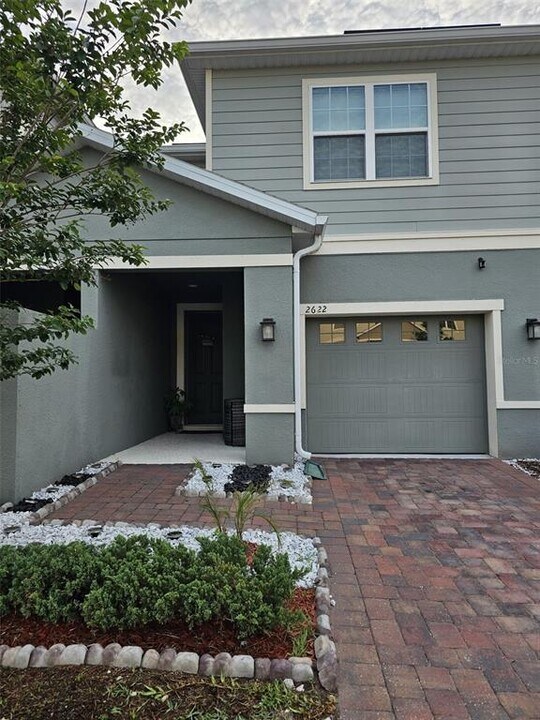 2622 Pleasant Cypress Cir in Kissimmee, FL - Building Photo