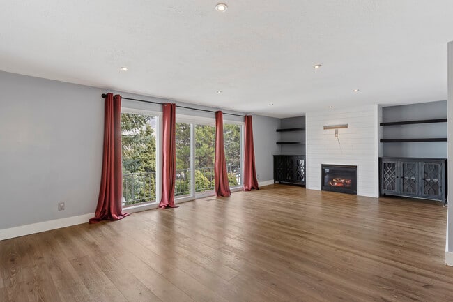 689 Sunset Ln in Ogden, UT - Building Photo - Building Photo