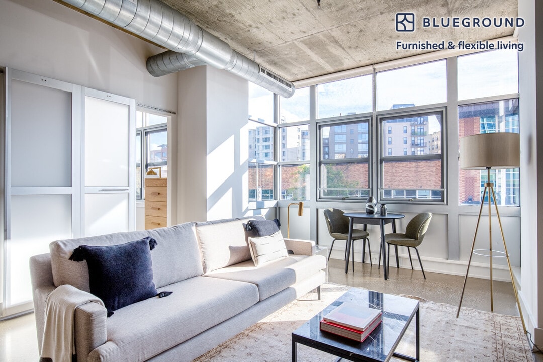 1445 P St NW in Washington, DC - Building Photo