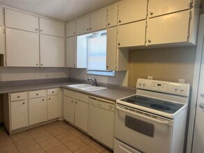 4718 Alamo Dr in Wichita Falls, TX - Building Photo - Building Photo