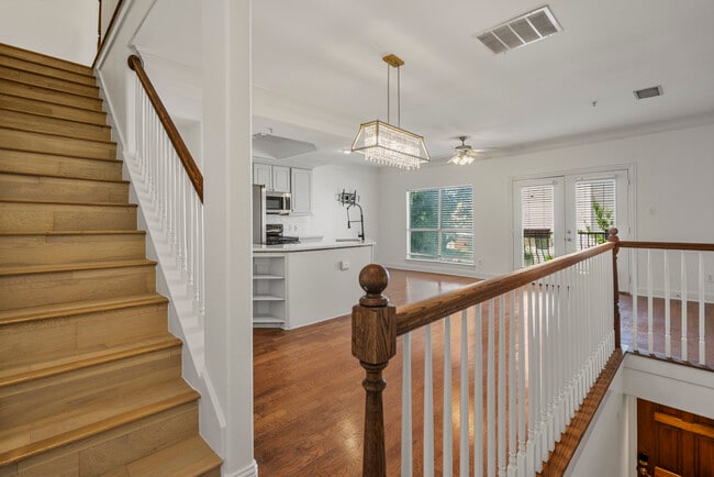 property at 5617 Lindell Ave