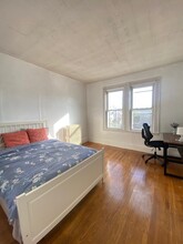 58 Aspinwall Ave, Unit 3 in Brookline, MA - Building Photo - Building Photo