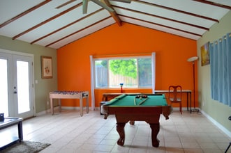 8871 Belmont St in Cypress, CA - Foto de edificio - Building Photo