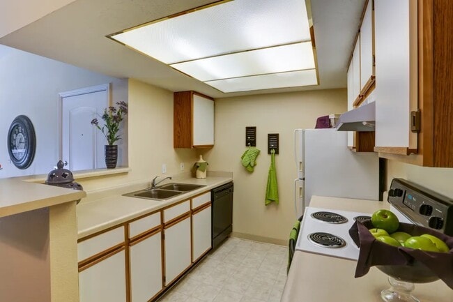 Sterling Pointe Apartments