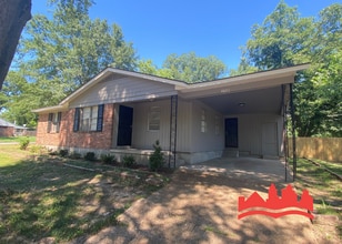 3358 Debby St in Memphis, TN - Building Photo - Building Photo