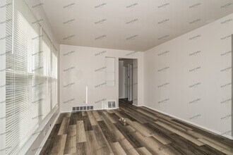 4305 Washington St in Florissant, MO - Building Photo - Building Photo