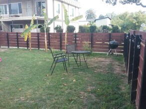 610 Fremont Ave, Unit B in South Pasadena, CA - Foto de edificio - Building Photo