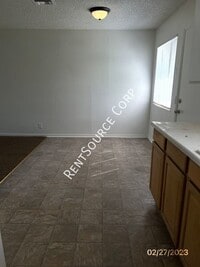 45021 Spearman Ave photo'